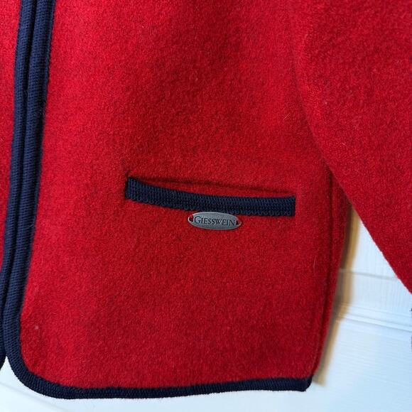 VTG Giesswein Childrens 10 Wool Jacket Red with Navy Pockets GUC Made in Austria - Picture 3 of 7
